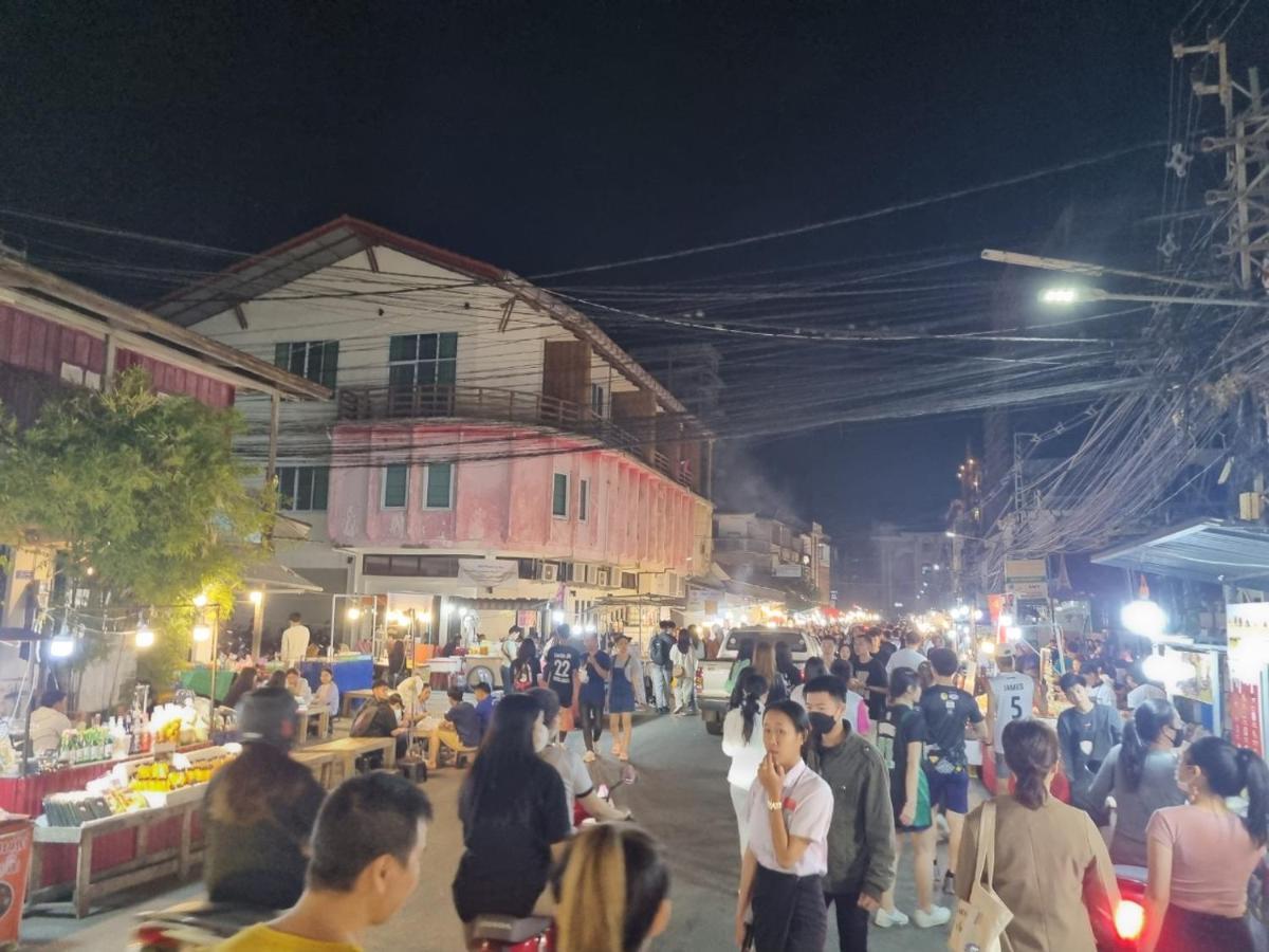 Khampiane1 Hotel Ban Nongdouang Экстерьер фото